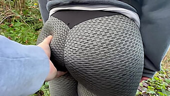 Outdoor park encounter with a voluptuous girl and foot fetish