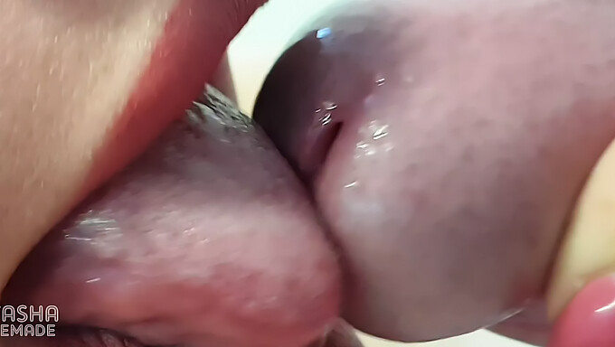 Amateur homemade video of 18-year-old giving a professional blowjob